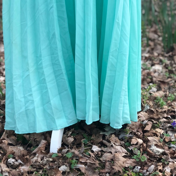 Ruby Rox Mint Green Dress - Picture 7 of 8